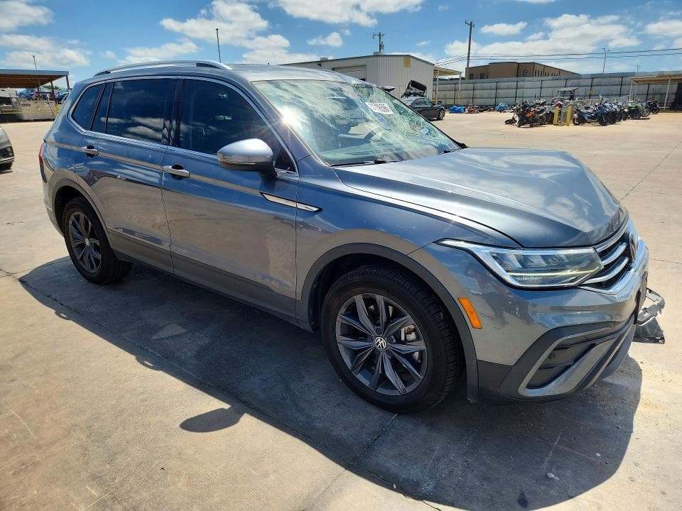 2023 VOLKSWAGEN TIGUAN SE SE 4