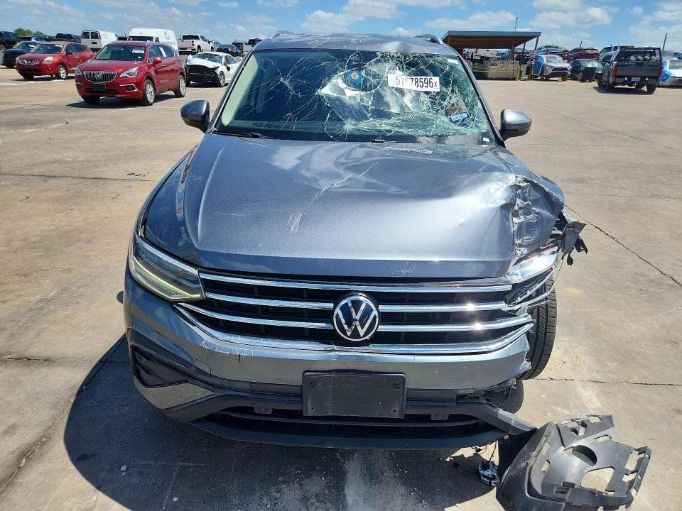2023 VOLKSWAGEN TIGUAN SE SE 5