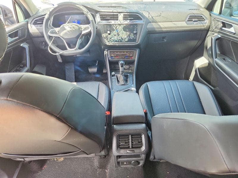 2023 VOLKSWAGEN TIGUAN SE SE 8