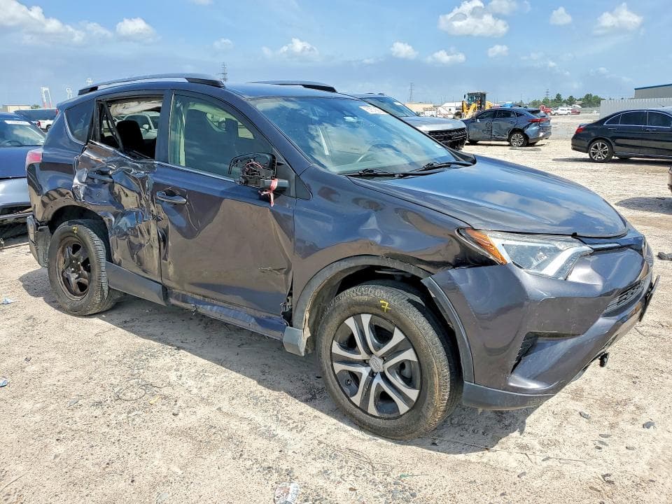 2018 TOYOTA RAV4 LE 4