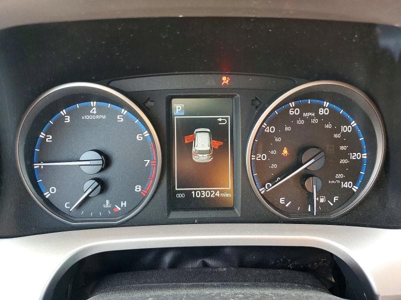 2018 TOYOTA RAV4 LE 9