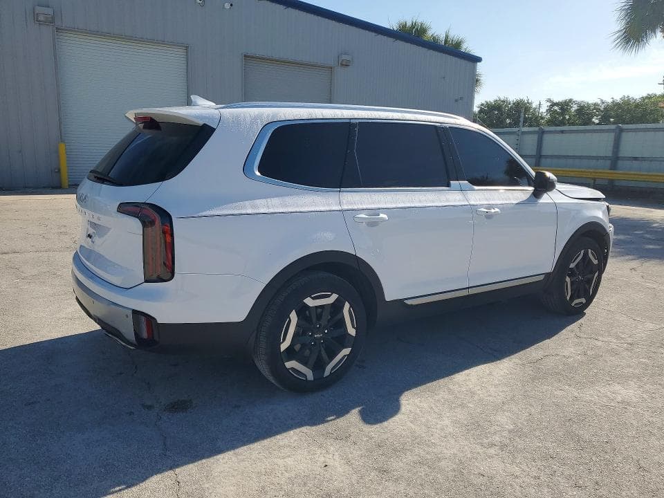 2024 KIA TELLURIDE EX 3
