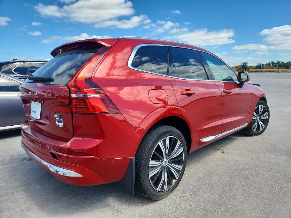 2023 VOLVO XC60 PLUS PLUS 3