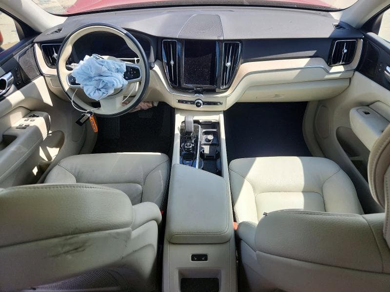 2023 VOLVO XC60 PLUS PLUS 8
