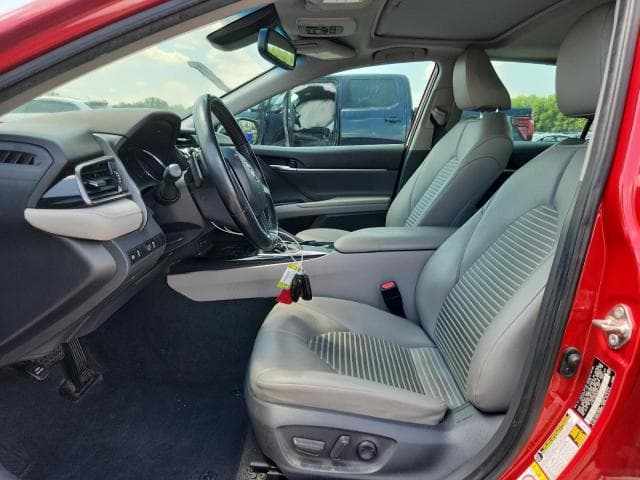 2019 TOYOTA CAMRY SE SE 7