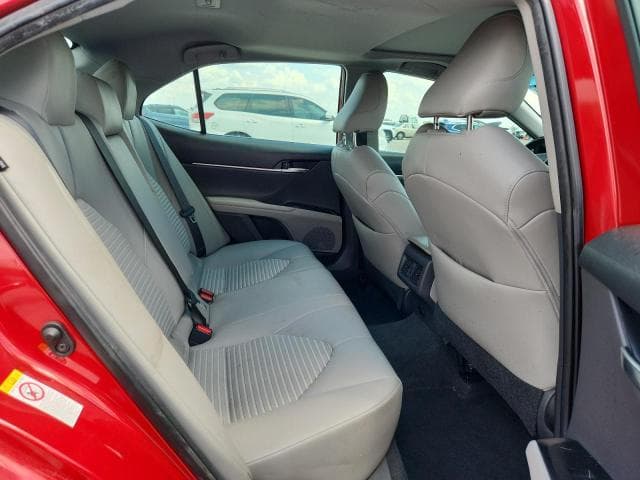 2019 TOYOTA CAMRY SE SE 10