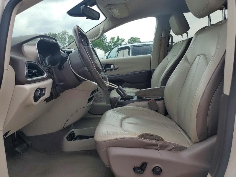 2017 CHRYSLER PACIFICA 7