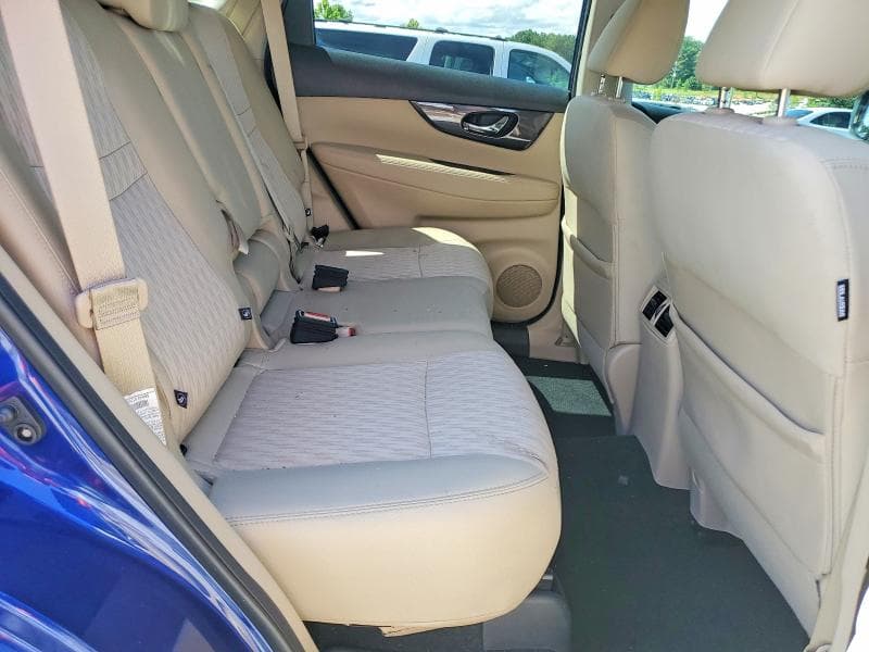 2019 NISSAN ROGUE SV 11