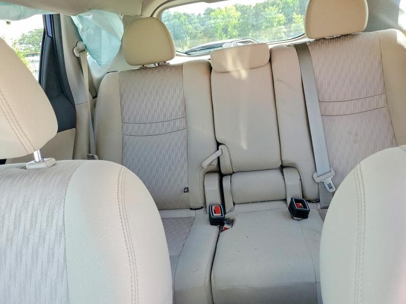 2019 NISSAN ROGUE SV 10