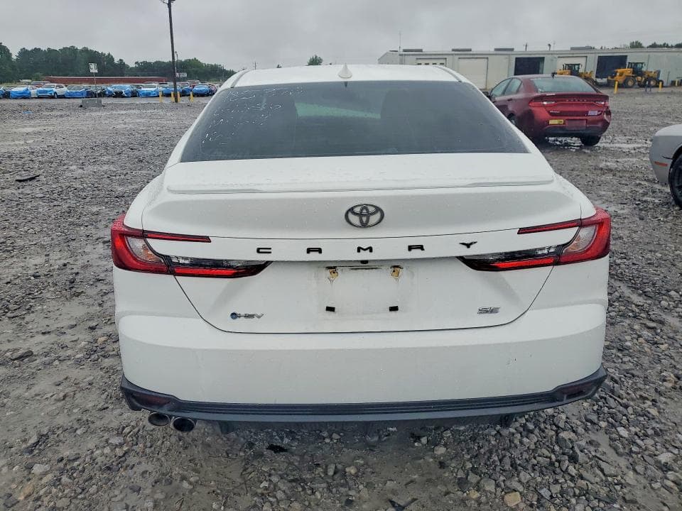 2025 TOYOTA CAMRY SE 6