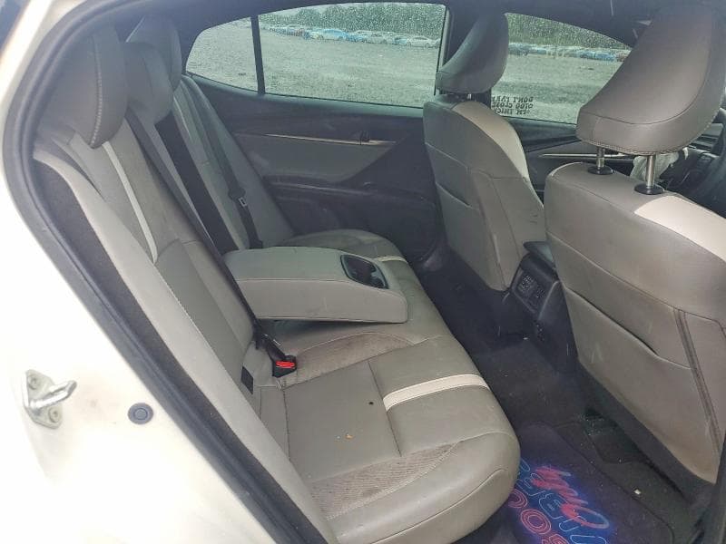 2025 TOYOTA CAMRY SE 10