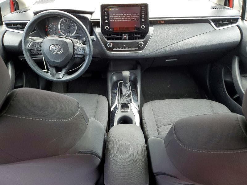 2021 TOYOTA COROLLA LE LE 8