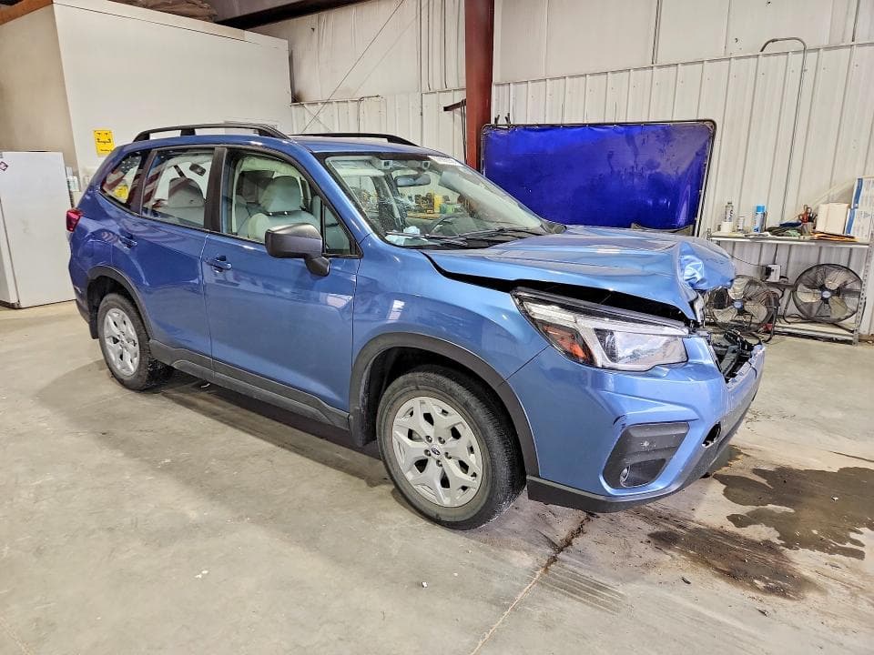 2021 SUBARU FORESTER 4