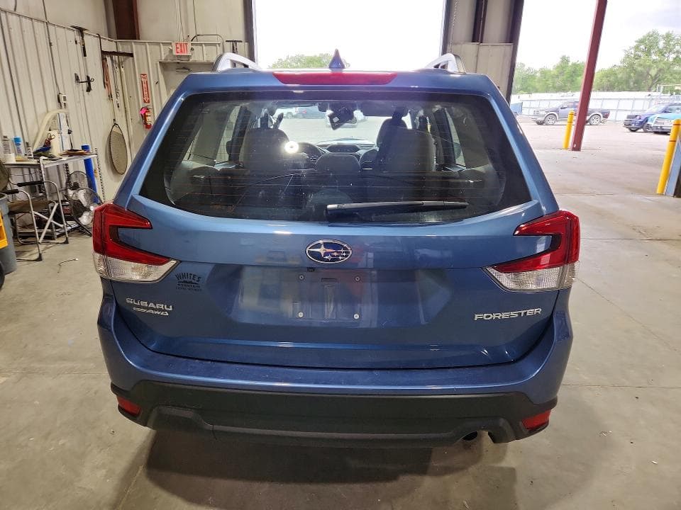 2021 SUBARU FORESTER 6