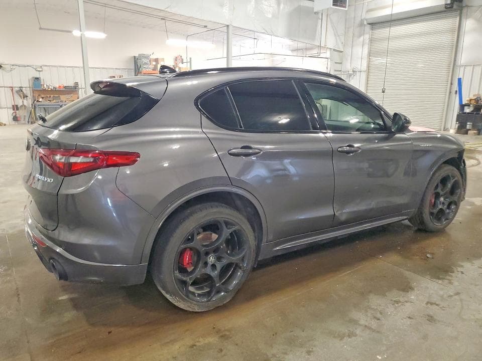 2022 ALFA ROMEO STELVIO TI 3