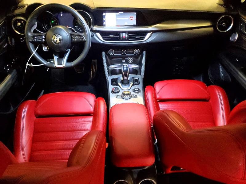 2022 ALFA ROMEO STELVIO TI 8