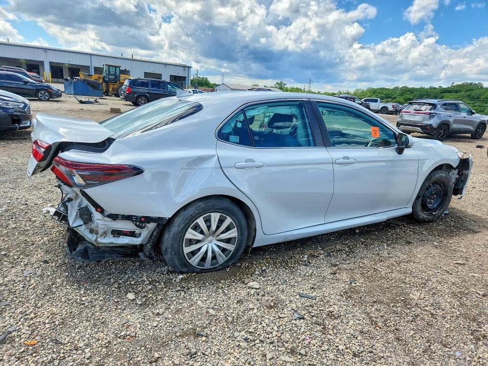 2023 TOYOTA CAMRY LE LE 3