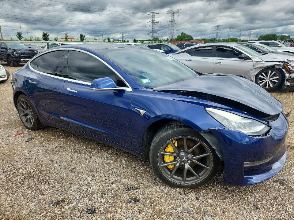 2020 TESLA MODEL 3 4