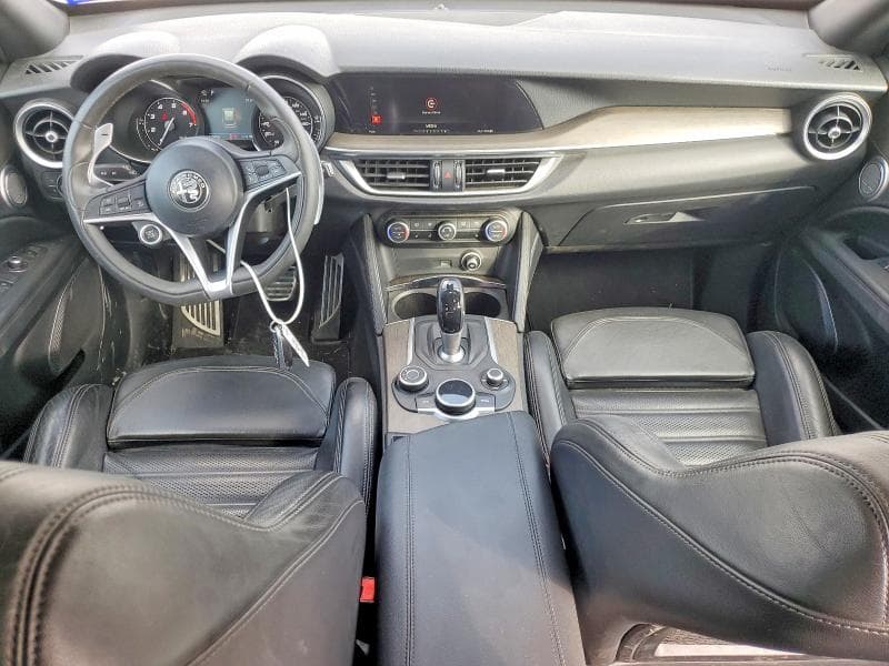 2018 ALFA ROMEO STELVIO TI SPORT 8