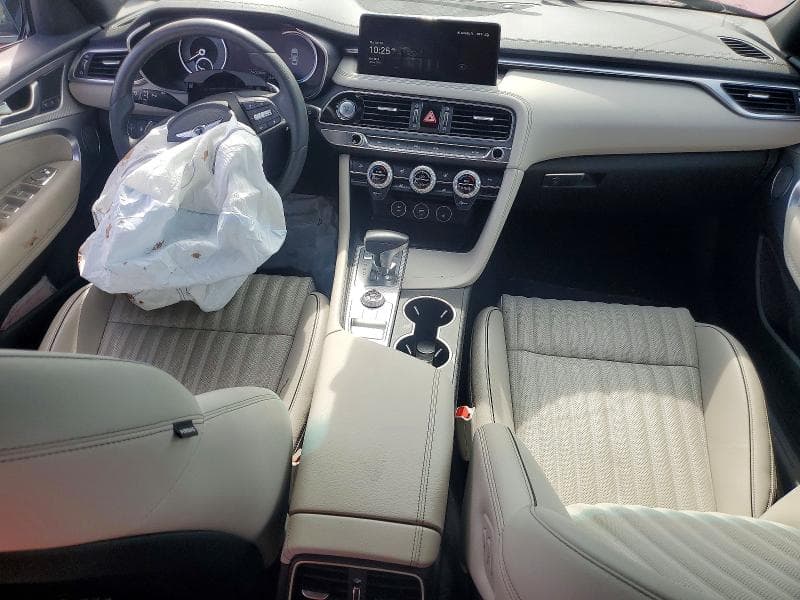 2023 GENESIS G70 2.0T 8