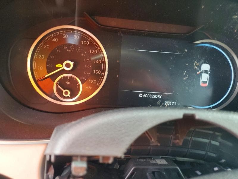 2023 GENESIS G70 2.0T 9