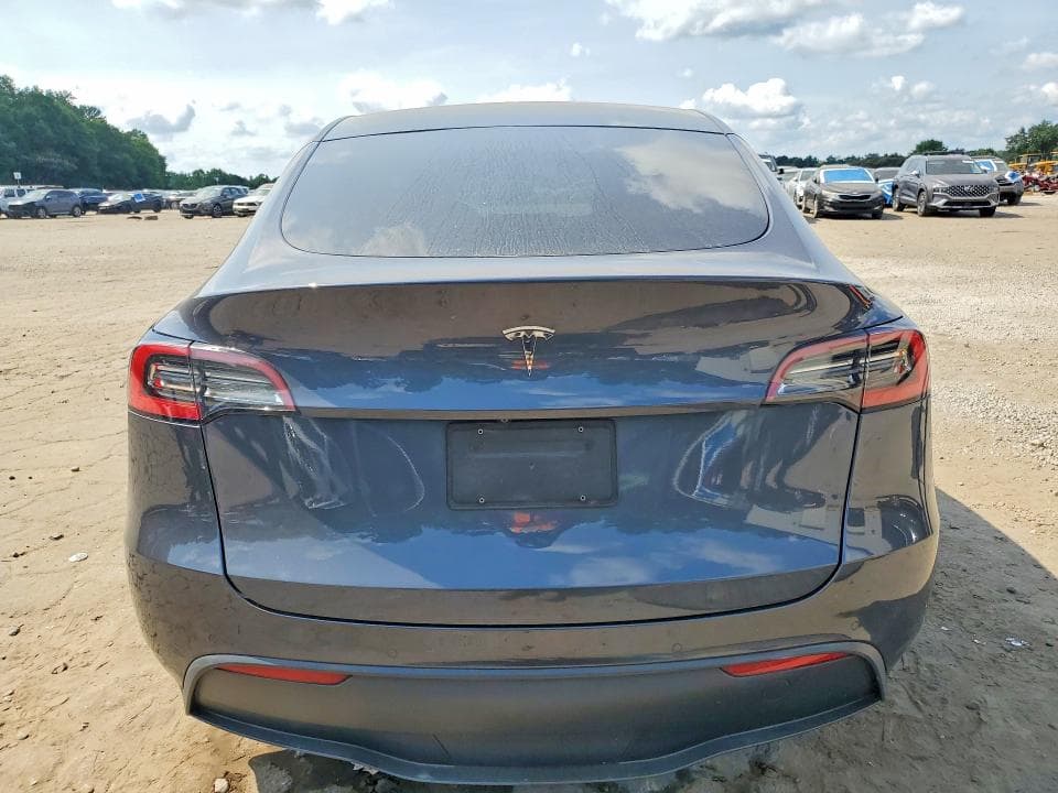 2021 TESLA MODEL Y 6