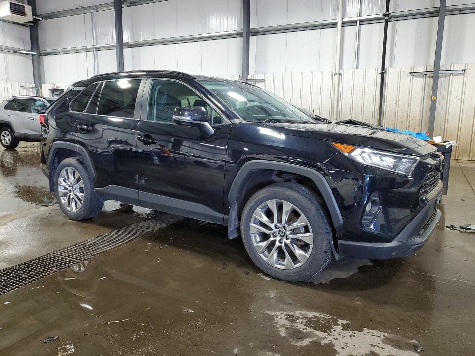 2020 TOYOTA RAV4 XLE PREMIUM 4
