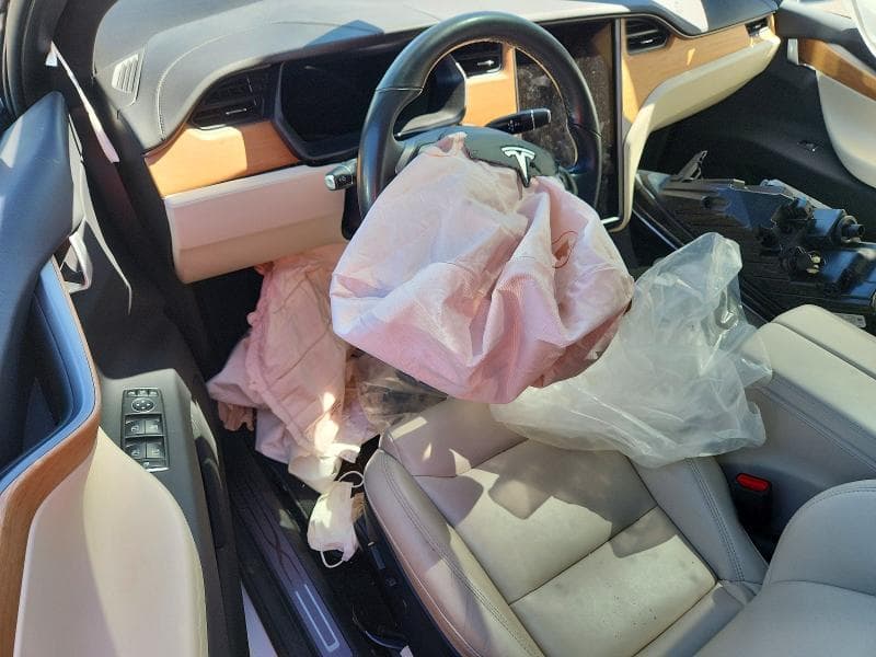 2020 TESLA MODEL X 8