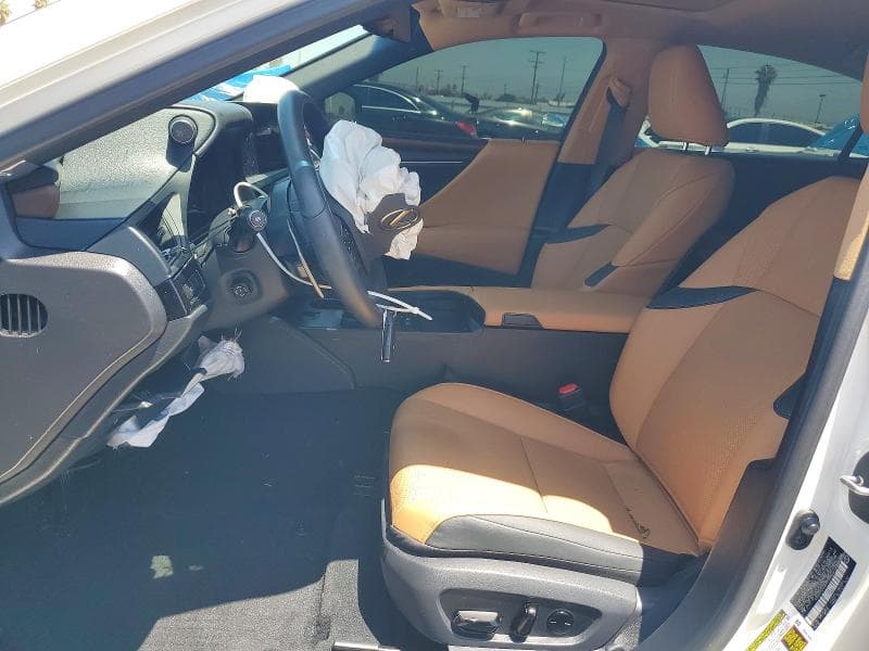 2025 LEXUS ES 300H BASE 7