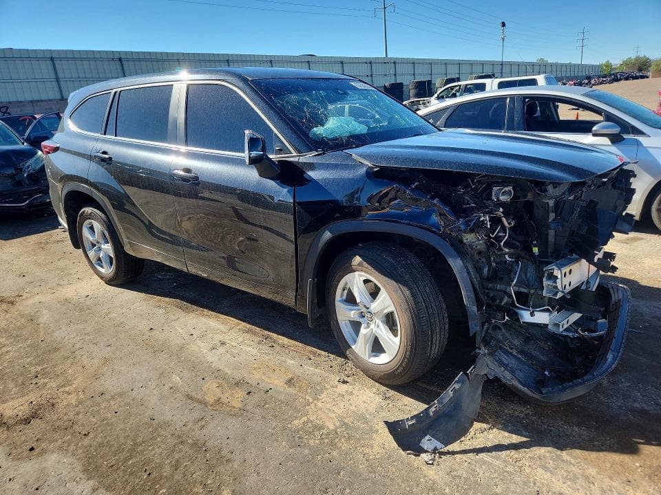 2024 TOYOTA HIGHLANDER LE 4