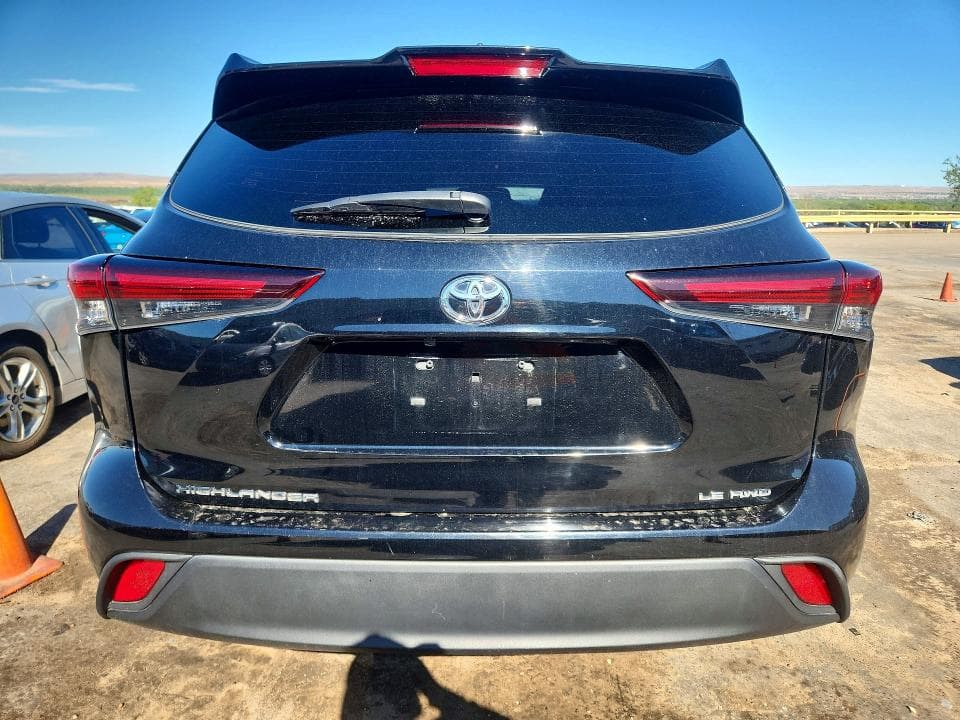 2024 TOYOTA HIGHLANDER LE 6