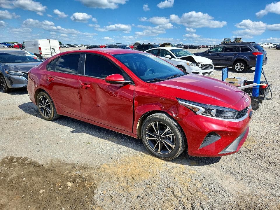 2024 KIA FORTE LXS 4