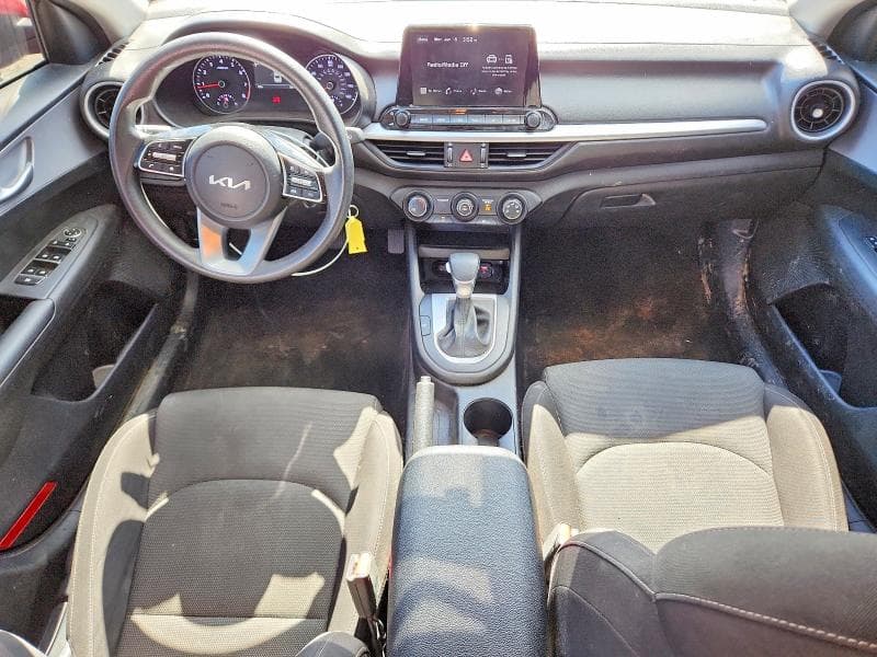 2024 KIA FORTE LXS 8