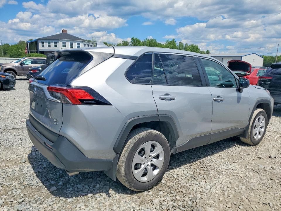 2025 TOYOTA RAV4 LE 3