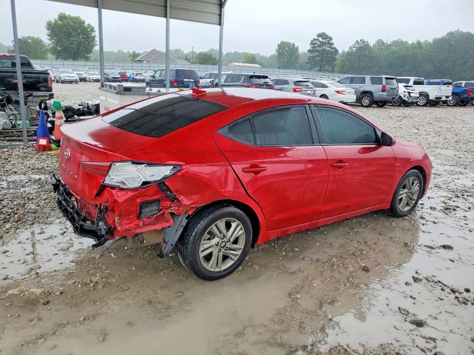 2020 HYUNDAI ELANTRA 3
