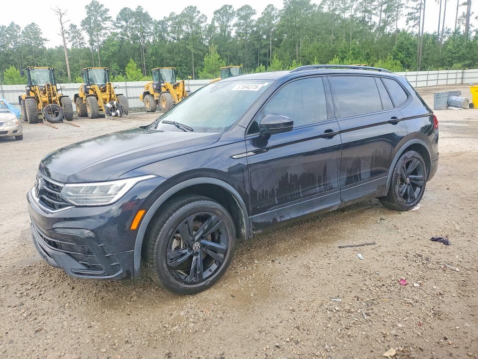 2023 VOLKSWAGEN TIGUAN SE R-LINE BLACK