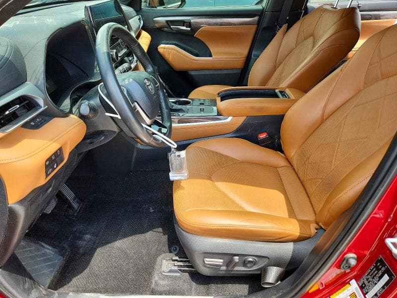 2024 TOYOTA HIGHLANDER PLATINUM PLATINUM 7