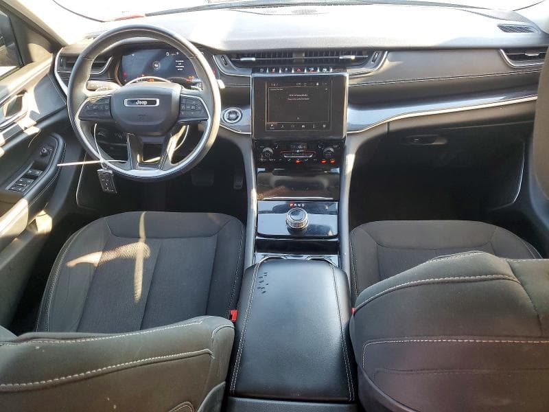 2021 JEEP GRAND CHEROKEE L LAREDO 8
