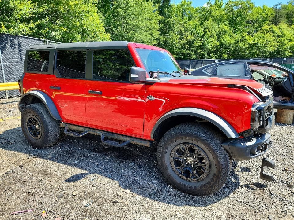 2023 FORD BRONCO BASE 4