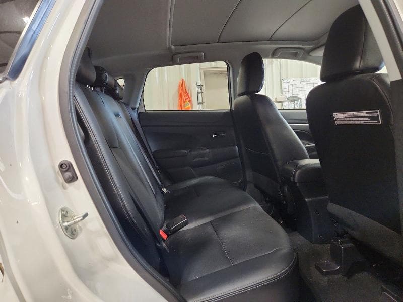2017 MITSUBISHI OUTLANDER SPORT SEL 11