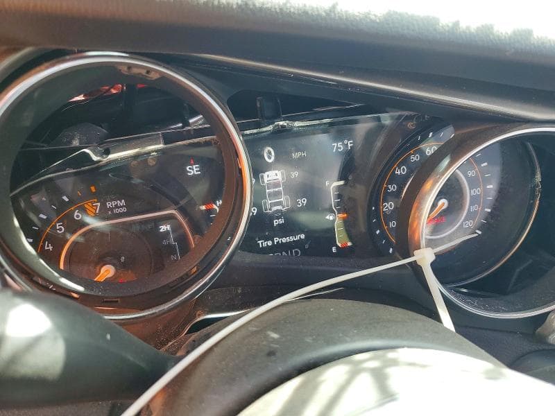2019 JEEP WRANGLER UNLIMITED SAHARA 9