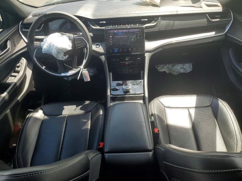 2025 JEEP GRAND CHEROKEE LIMITED LIMITED 8