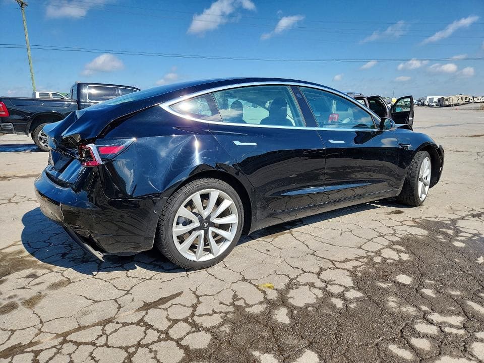2019 TESLA MODEL 3 3