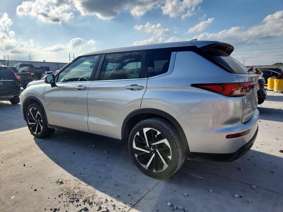 2022 MITSUBISHI OUTLANDER ES ES 2