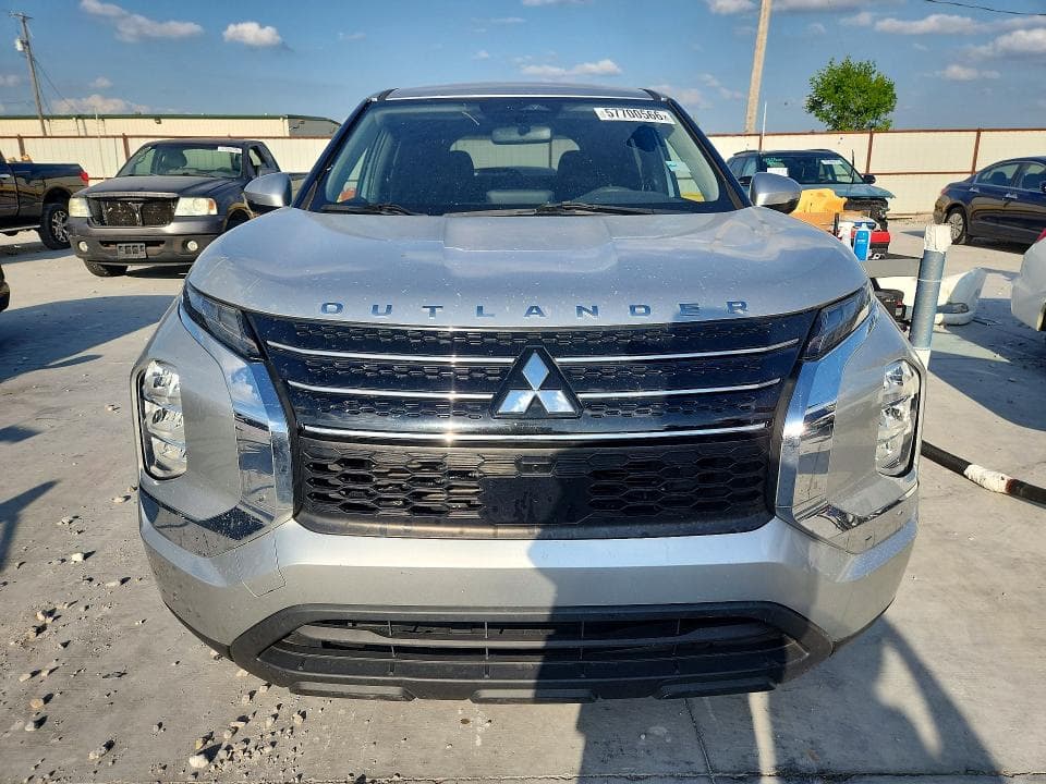 2022 MITSUBISHI OUTLANDER ES ES 5