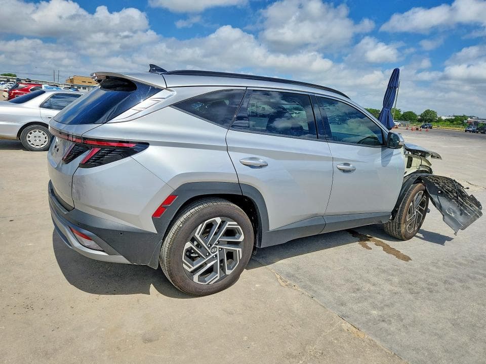 2026 HYUNDAI TUCSON LIMITED 3