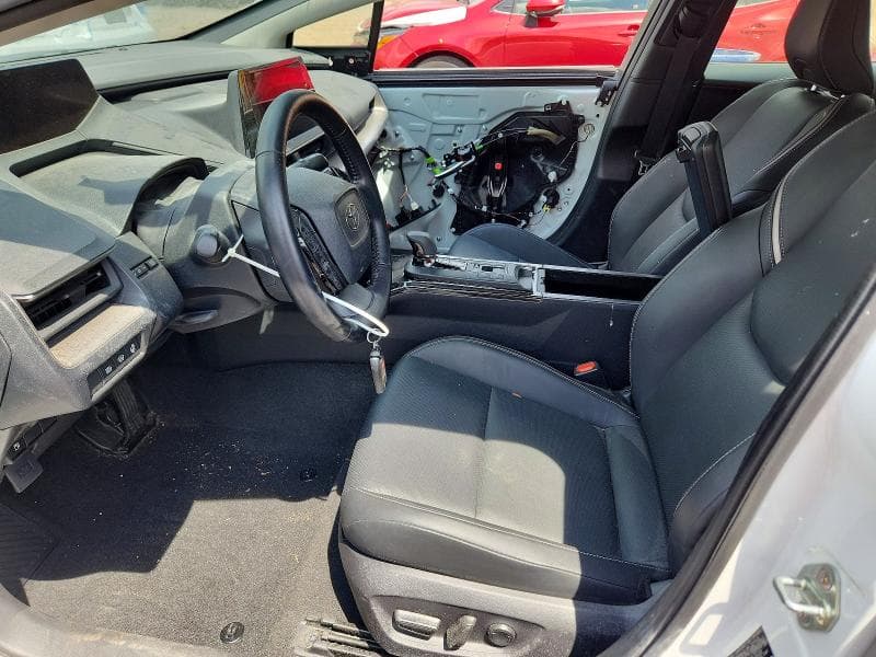 2024 TOYOTA PRIUS XLE 7