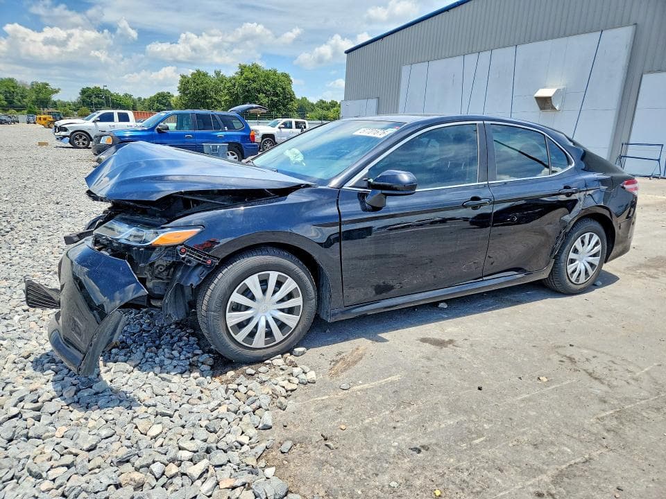 2019 TOYOTA CAMRY L - 1
