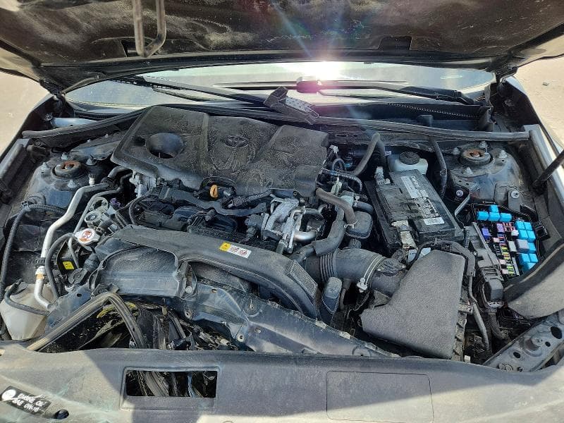 2019 TOYOTA CAMRY L 11