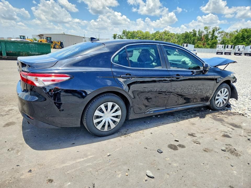 2019 TOYOTA CAMRY L 3